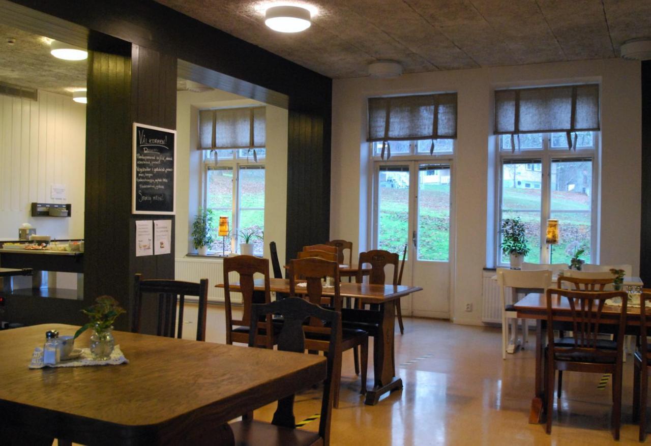 Hellidens Slott Hotel Tidaholm Exterior photo